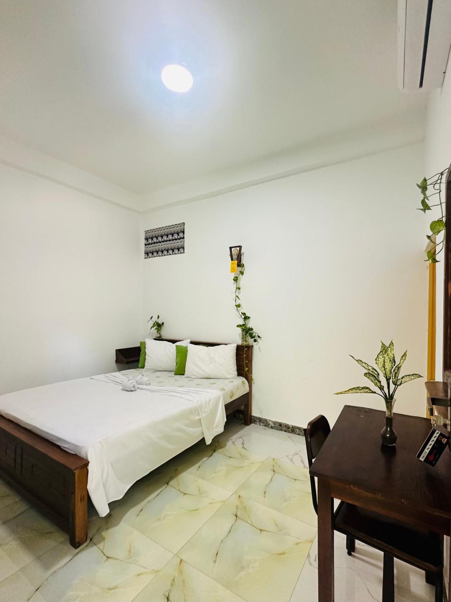 Jaya Villa - Near Airport Negombo Buitenkant foto